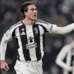 Dusan Vlahovic Disarankan Cabut dari Juventus dan Pindah ke Milan Atau Manchester United