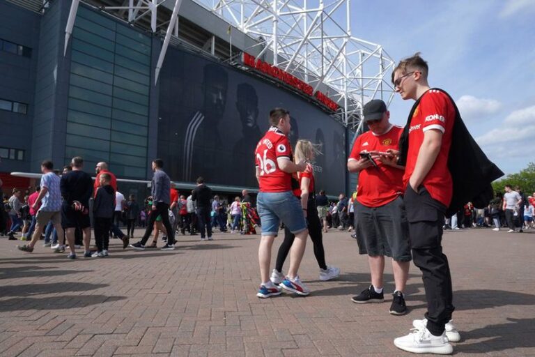 library_upload_21_2022_04_996x664_old-trafford_7e9931b