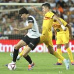 Gagal ke Milan, Sekarang Gelandang Valencia Ini Bakal Merapat ke Man United