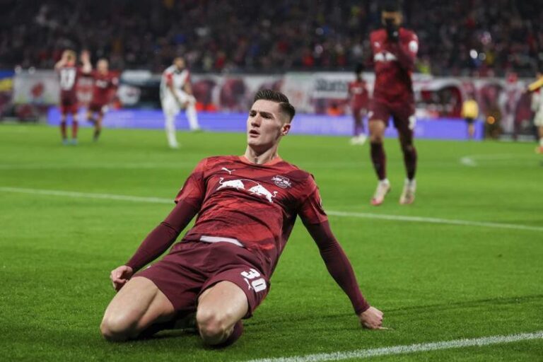 Manchester United Mudur dari Perburuan Benjamin Sesko?