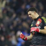 MU Tawar Emiliano Martinez, Tapi Ditolak Aston Villa