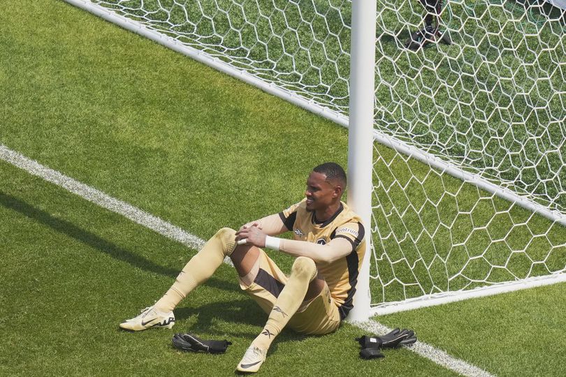 Tampil Apik di Piala Dunia Antarklub 2025, Kiper Botafogo Ini Diincar Manchester United