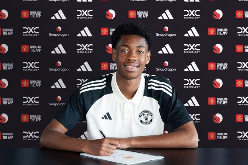 Resmi! Bocah 18 Tahun ini Jadi Rekrutan Ketiga Manchester United