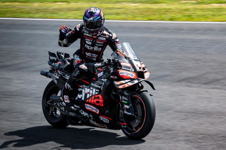 library_upload_21_2025_07_996x664_martin-2_8e391e9