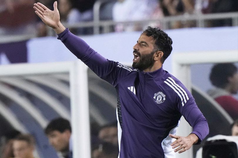 Belum Siap Jadi Penantang Gelar Juara, MU Hanya Pasang Target Ini di EPL 2025/2026